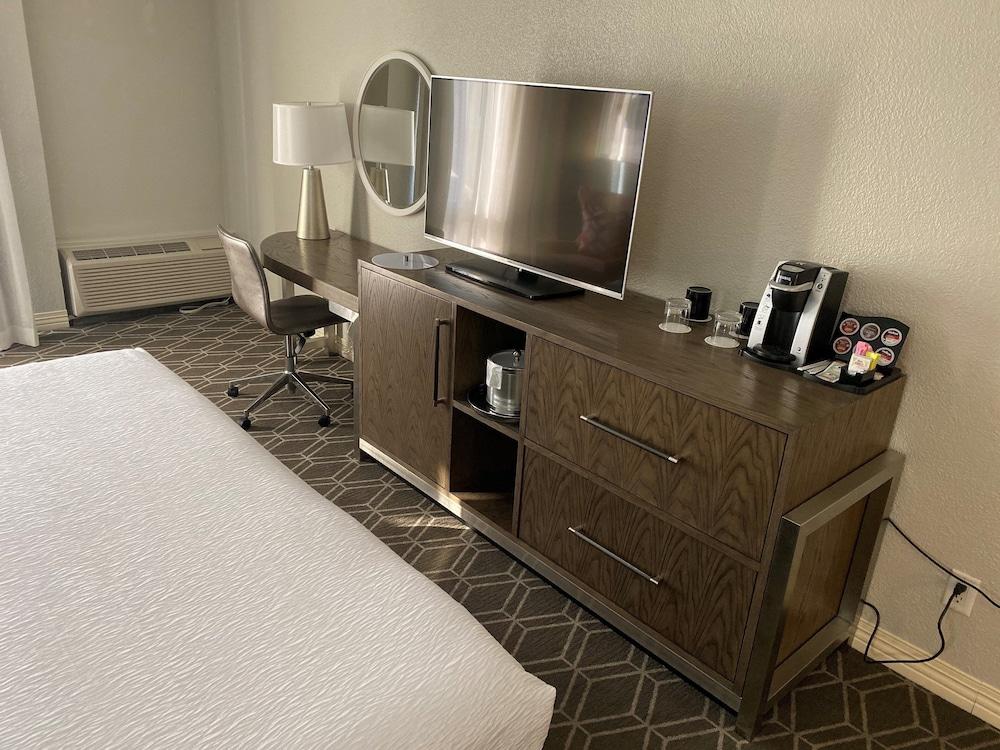 Crowne Plaza Hotel Jacksonville Airport/I-95N by IHG photo 10