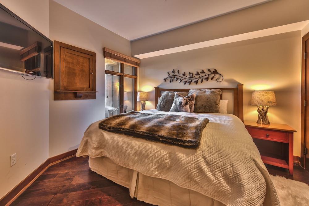 Sundial Lodge photo 55