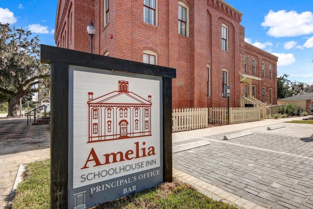 Amelia Schoolhouse Inn photo 28