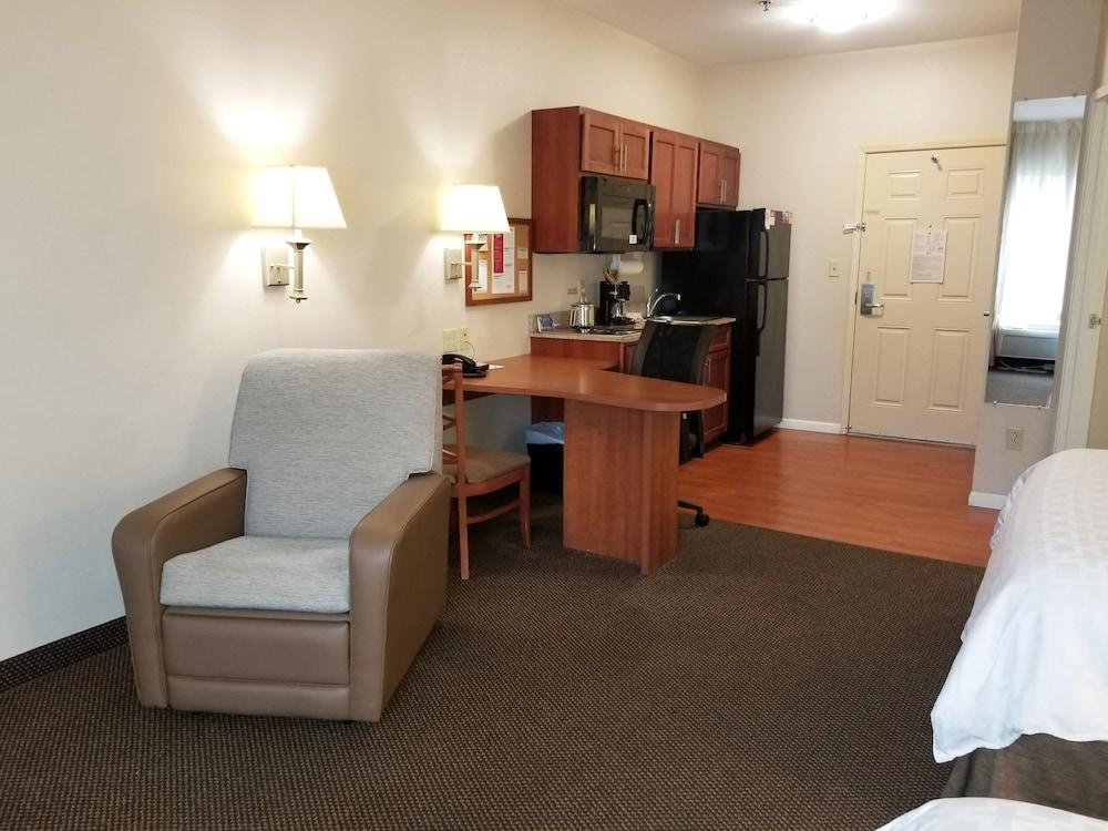 Candlewood Suites Cape Girardeau by IHG photo 66