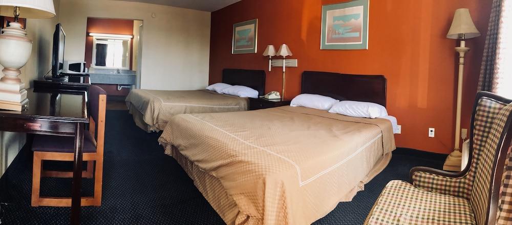 Executive Inn photo 23