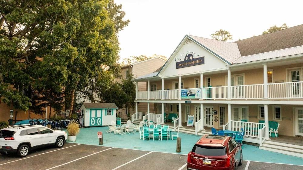 Canalside Inn photo 97