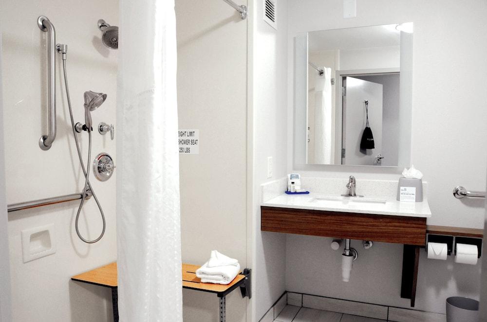 Holiday Inn Express Mt. Juliet by IHG photo 17