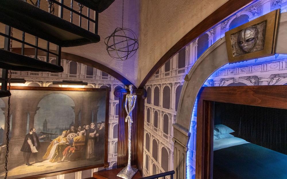 The Roxbury at Stratton Falls photo 50