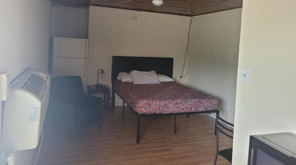 Custom Stay Thief River Falls photo 15