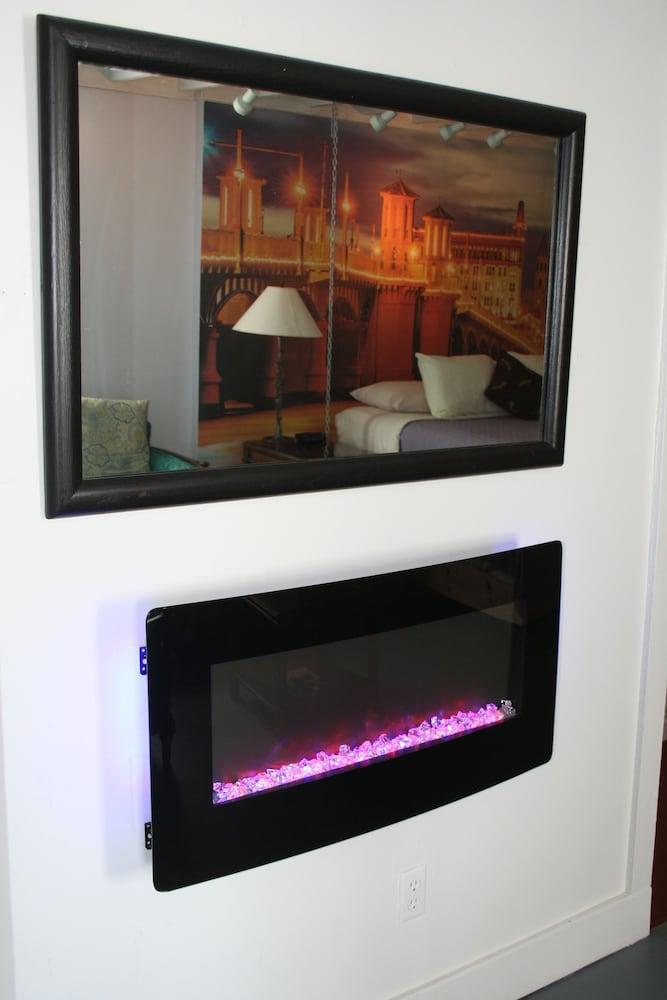 The Loft at Menorcan Square photo 26
