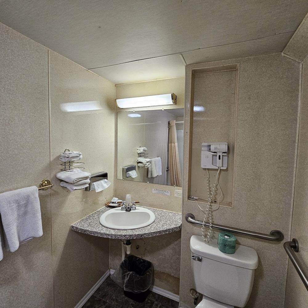 Home Motel Abbotsford photo 30