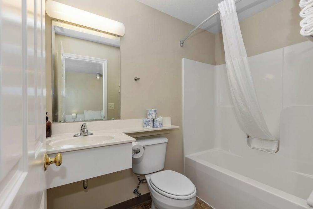 The Lakeview Motel photo 10