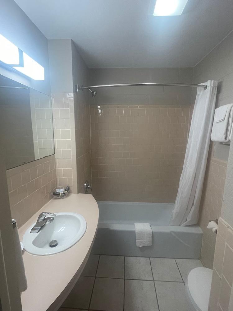 Rotan Inn photo 7