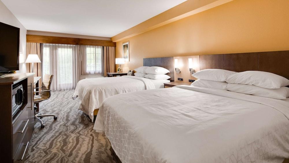 Best Western Plus River Escape Inn & Suites photo 20