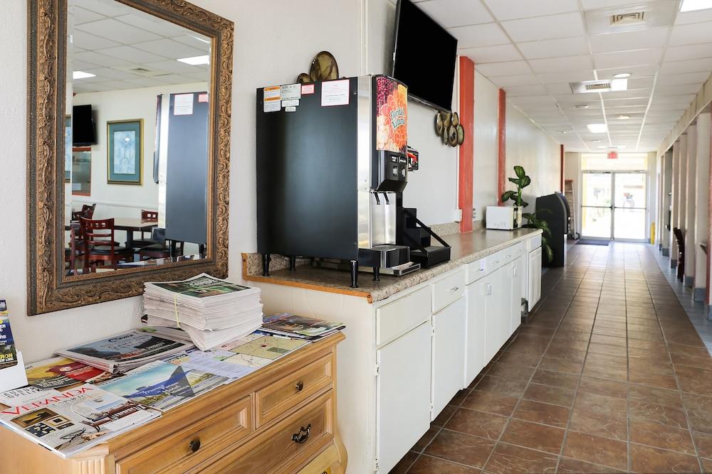 Springwood Hotel photo 32