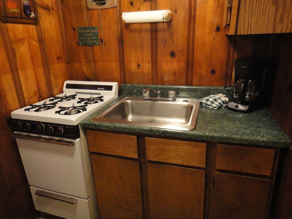 Brackenridge Lodge photo 37
