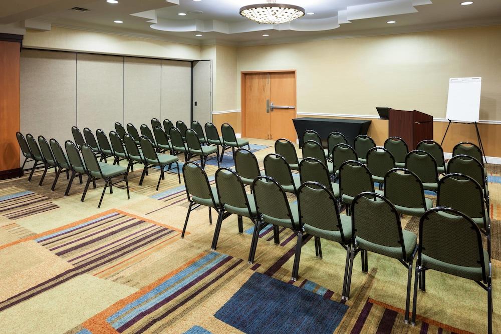 Fairfield Inn & Suites by Marriott Jacksonville Butler Blvd photo 27