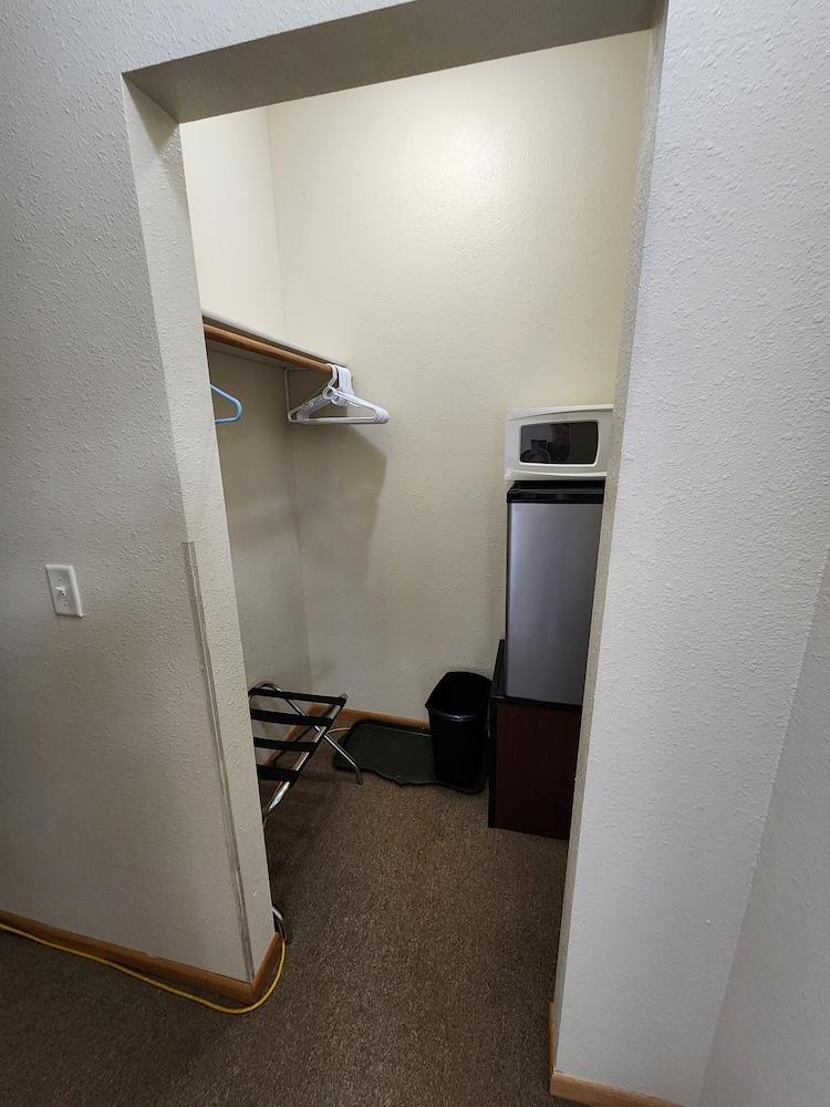 Underwood Inn photo 2