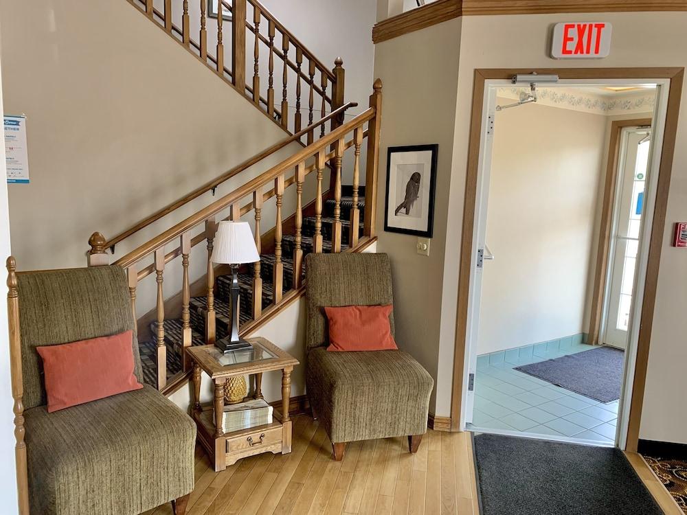 Country Inn Deerwood photo 32