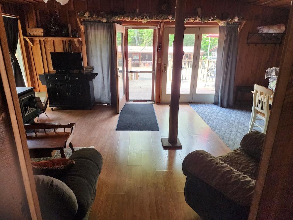 Black Bear Resort photo 19