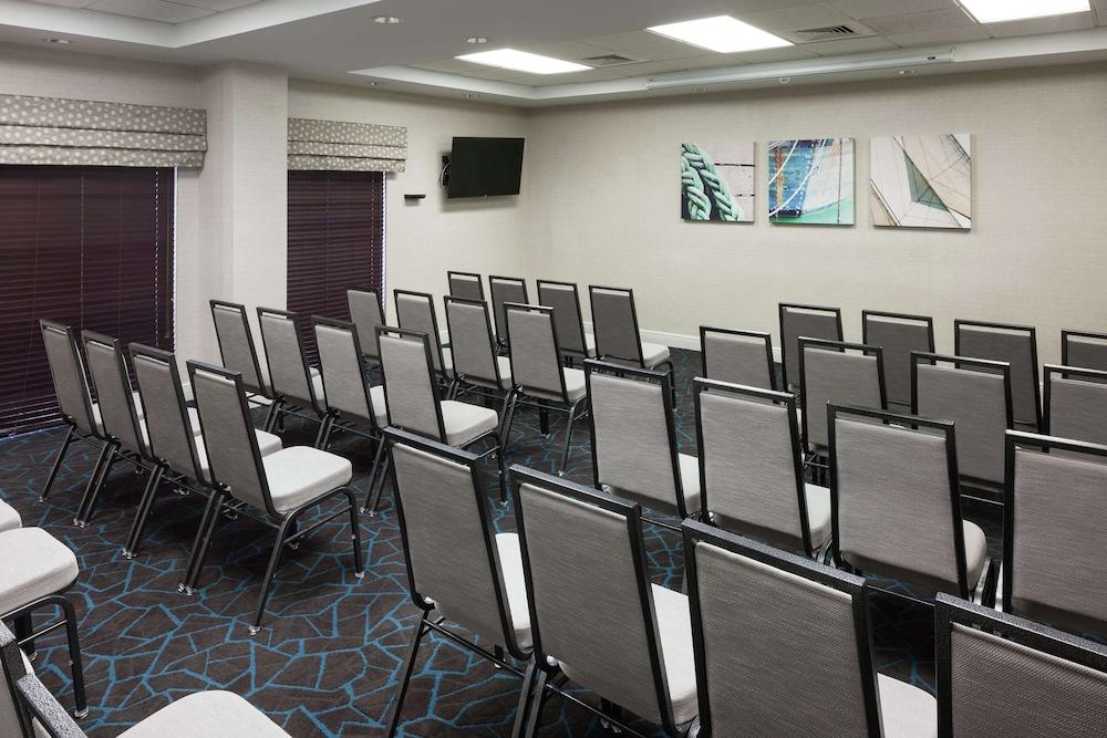 Hampton Inn & Suites by Hilton Miami-Doral/Dolphin Mall photo 40