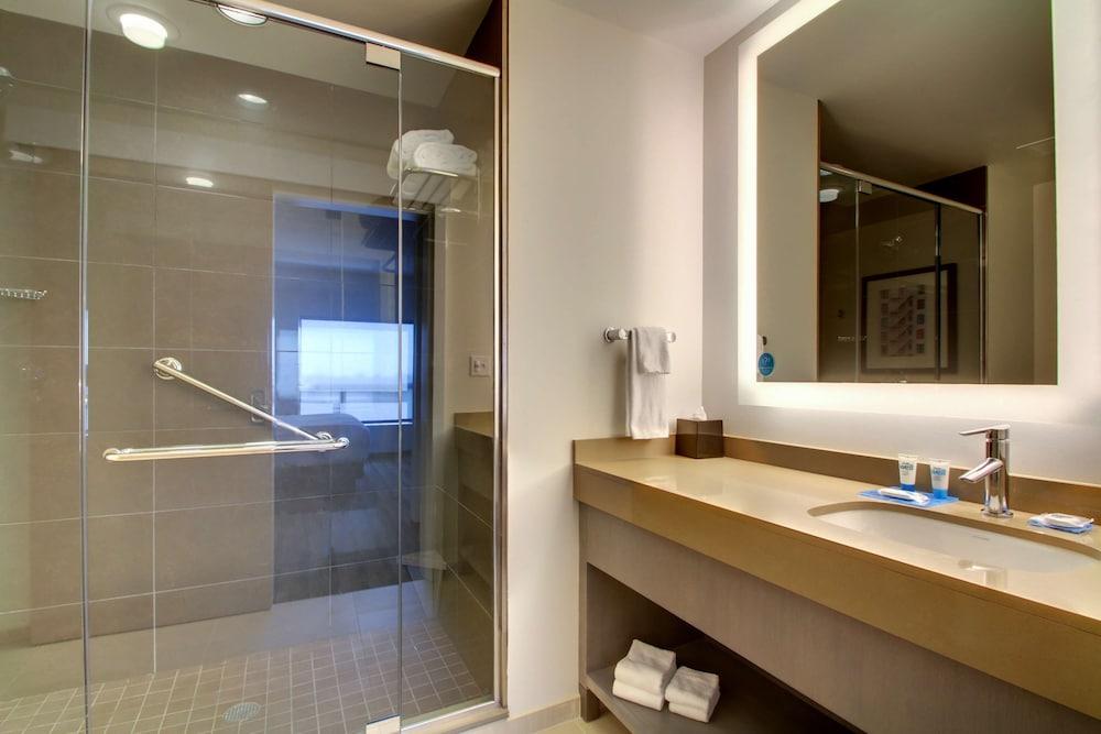 Hyatt House Chicago/Evanston photo 58
