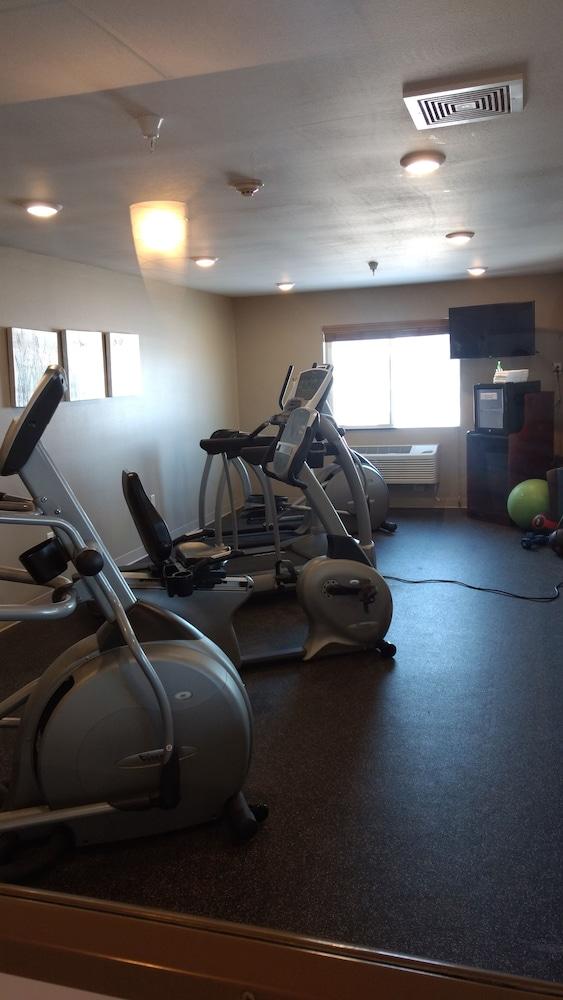 Grandstay Hotel Suites Thief River Falls photo 3