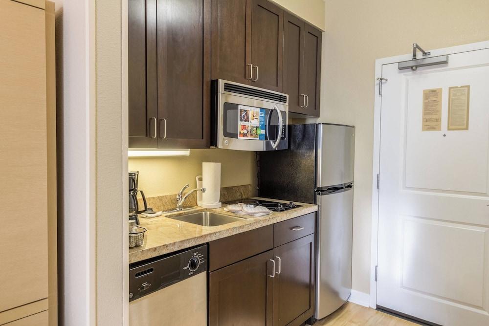 Marriott TownePlace Suites Dayton North photo 10