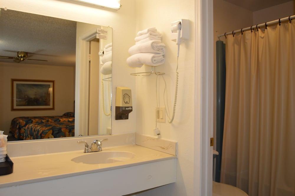 Travelers Inn Motel photo 5