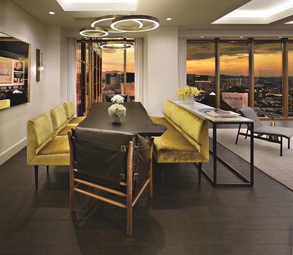 W Las Vegas photo 20