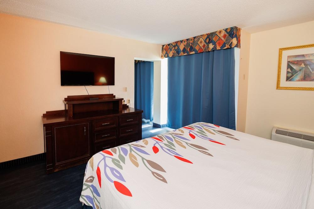 Garnet Inn & Suites, Orlando photo 59