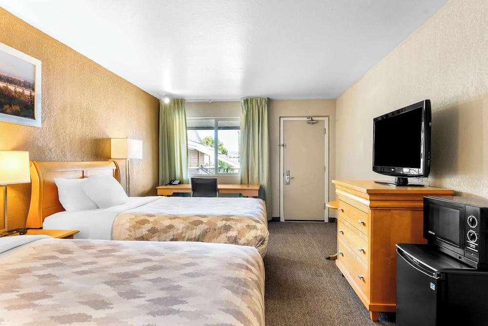 Americas Best Value Inn Yakima photo 19