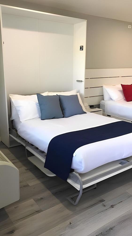 Omeo Suites photo 9