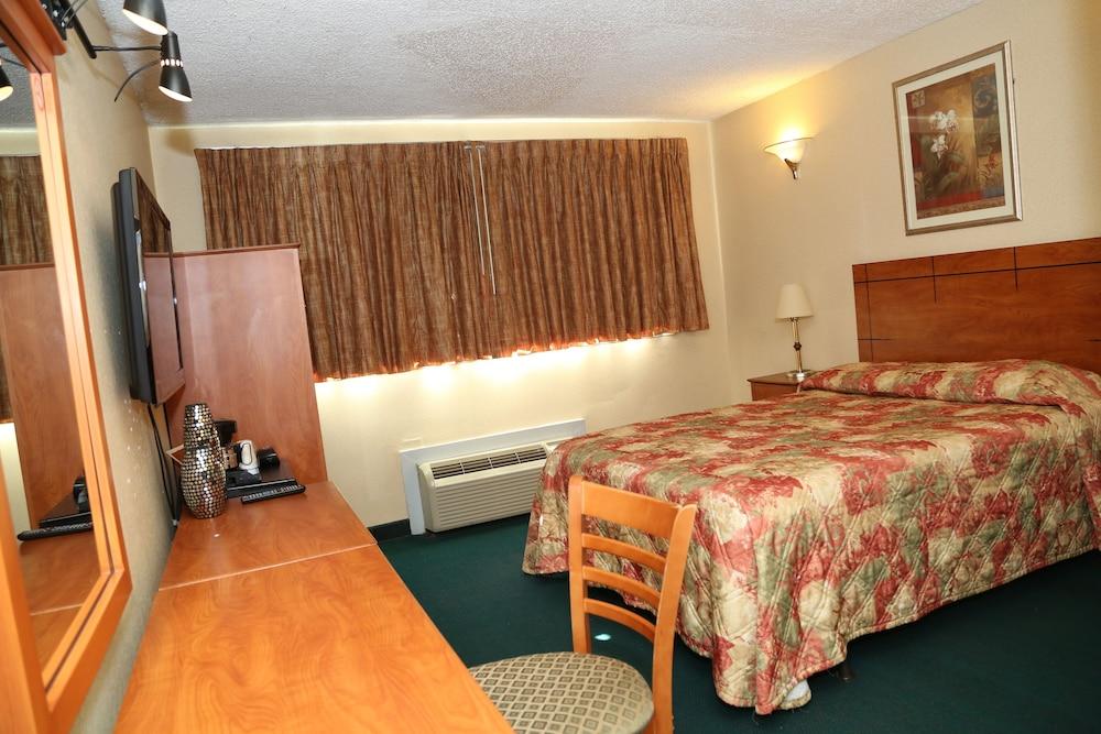 JFK Inn photo 31