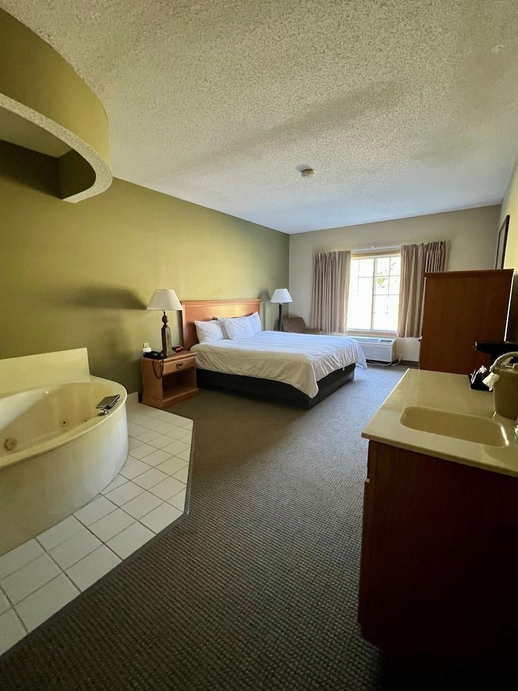 Country Inn Walker photo 4
