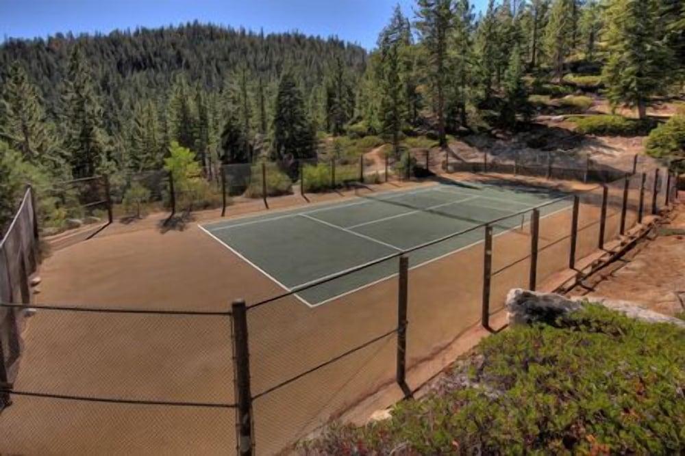 Ridge Crest photo 12