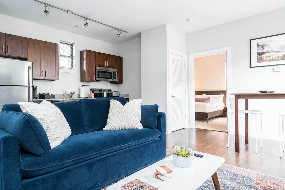 CozySuites Music Row photo 56