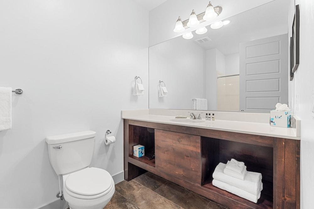 Vacation Rentals at Sand Hollow Resort photo 23