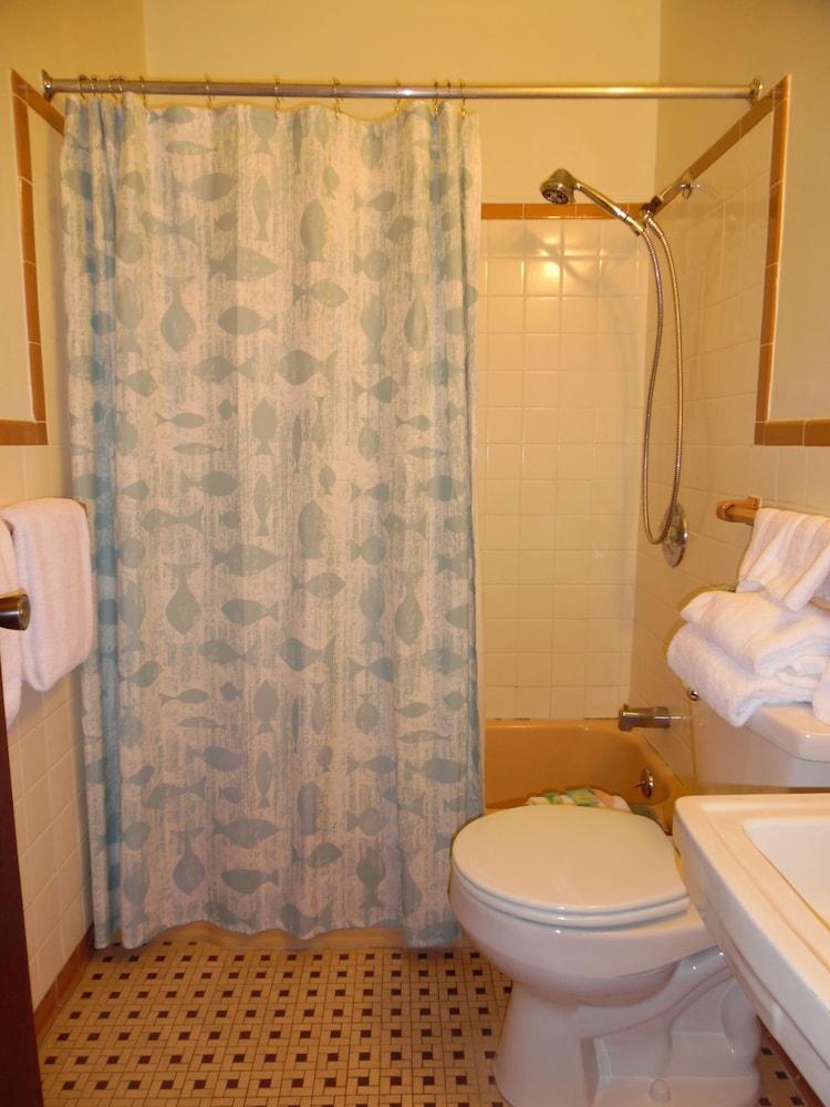 Wachapreague Inn photo 81