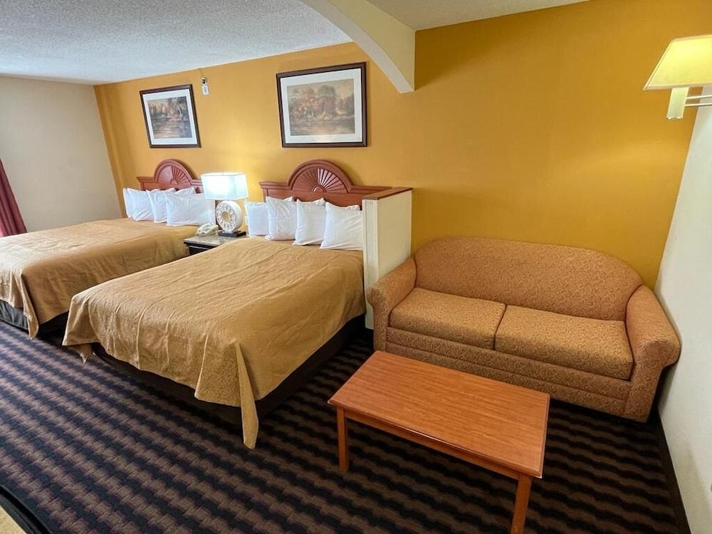 Chocolate Express Hotel & Suites Hershey photo 16