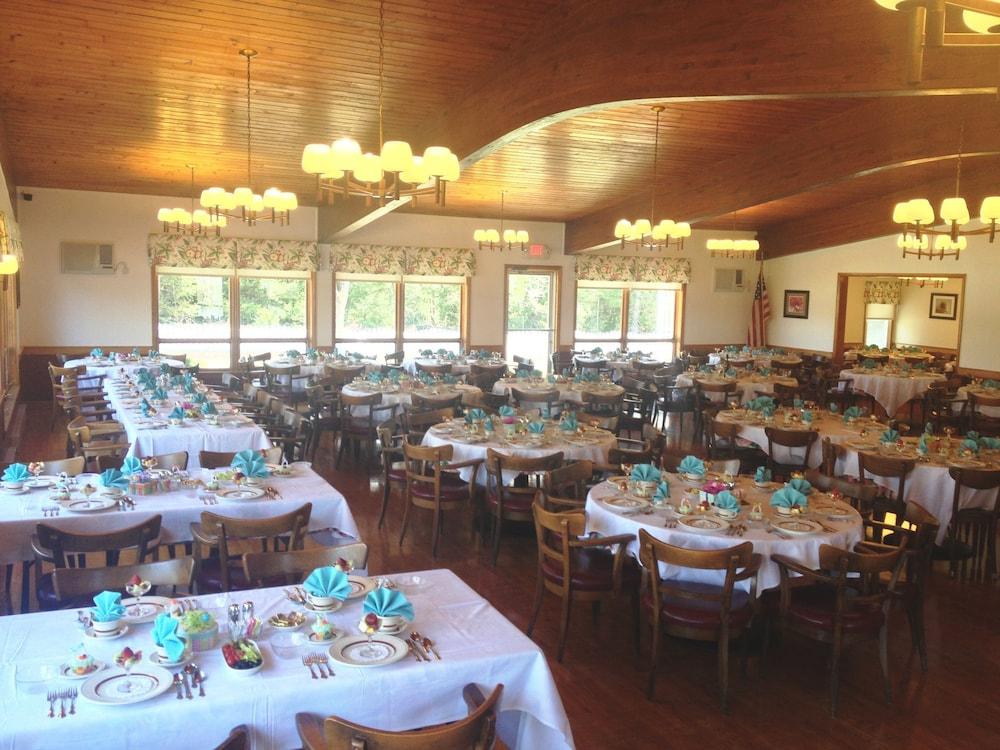 Lukans Farm Resort photo 53