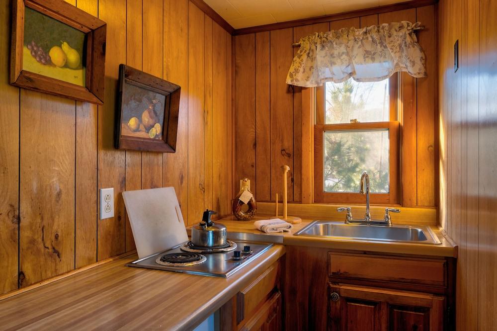 Gale River Motel photo 46