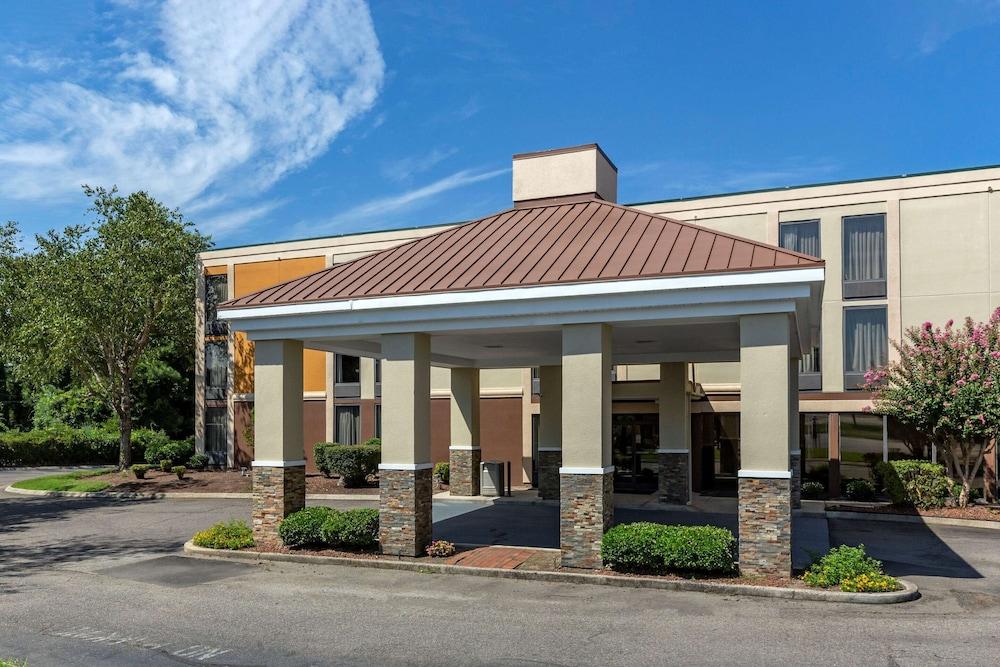 Comfort Inn Laurinburg photo 50