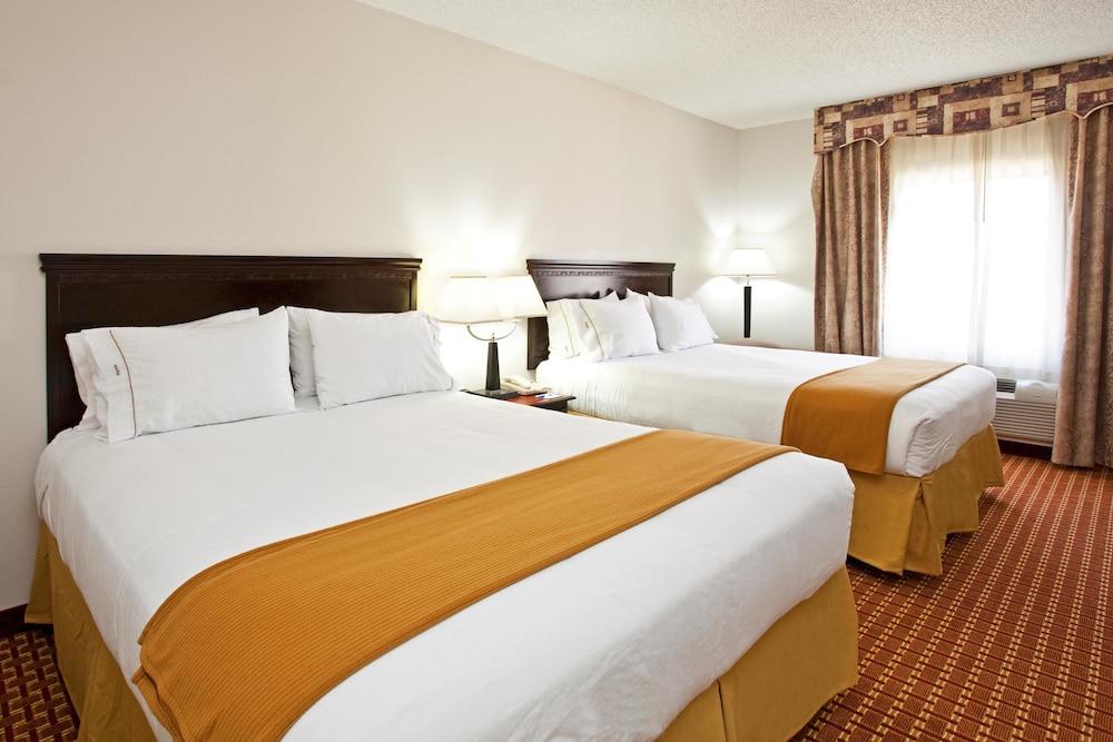 Holiday Inn Express Clanton by IHG photo 10