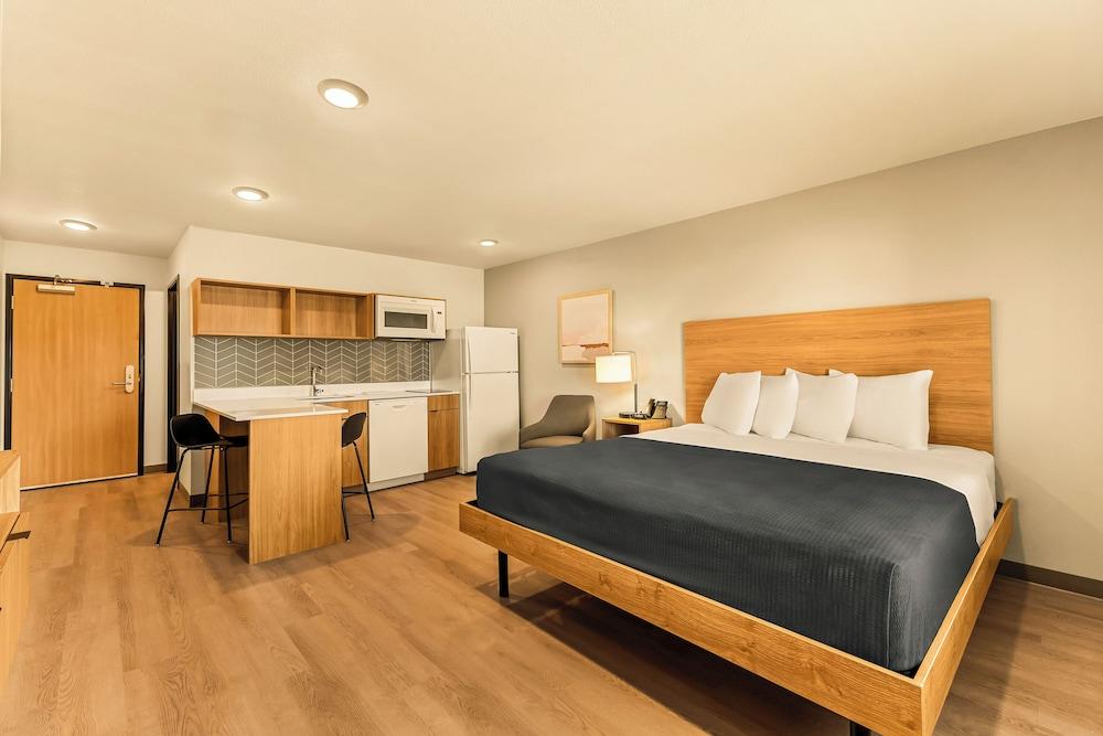 LivAway Suites Seattle-Renton photo 6