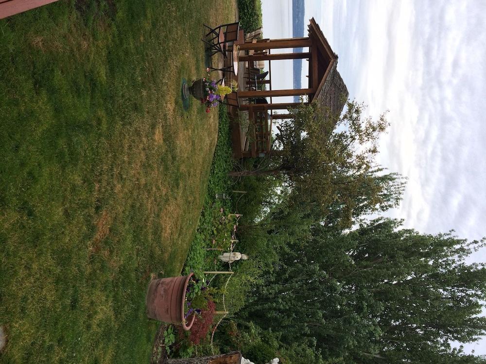 Camano Island Inn photo 37