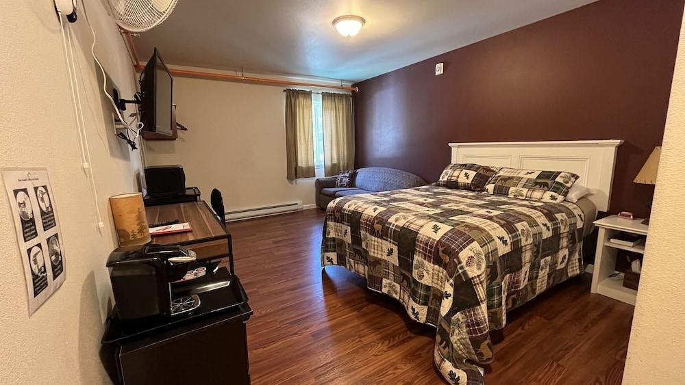 Denali Rainbow Village RV Park and Motel photo 38