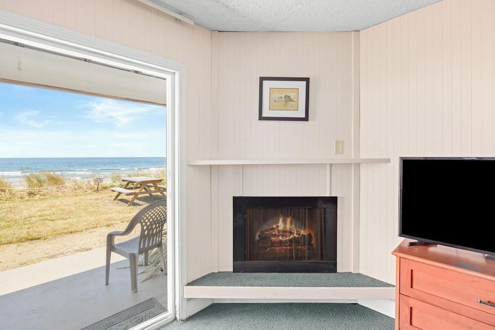 Rockaway Beach Resort photo 16