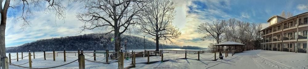 Paddle Wheel Inn photo 44