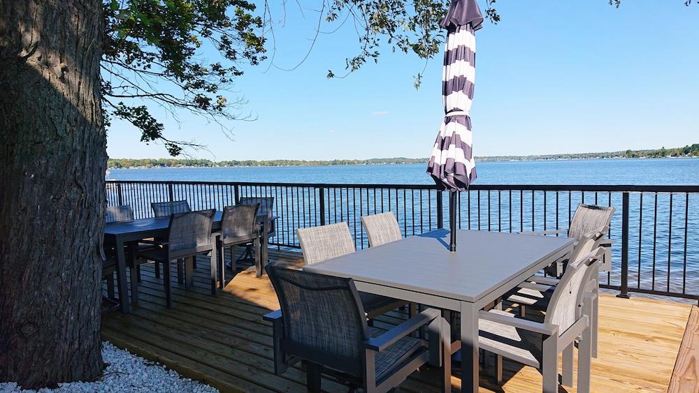 Lake Cadillac Resort photo 2