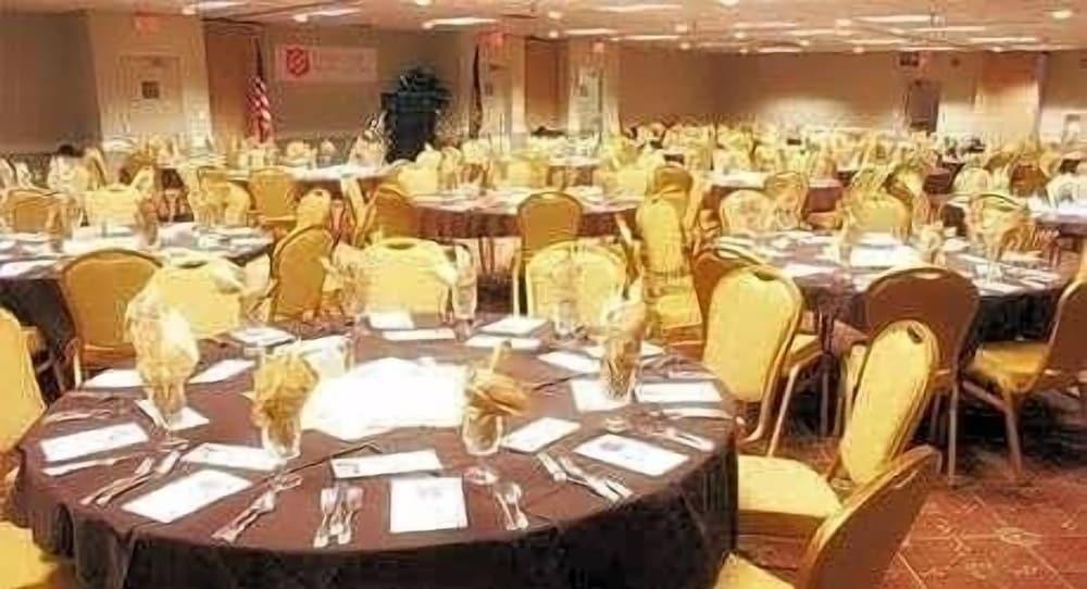 Ramada by Wyndham Boise photo 24