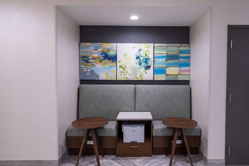 Hampton Inn Hardeeville photo 25