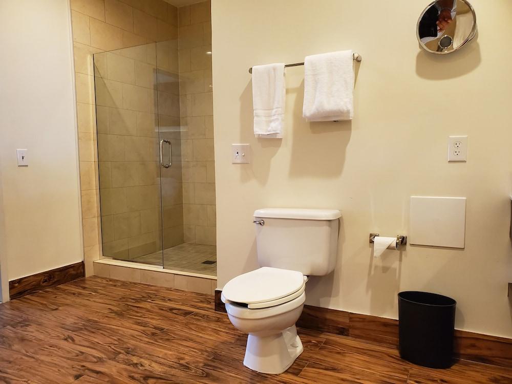 Crowne Plaza Springfield by IHG photo 55