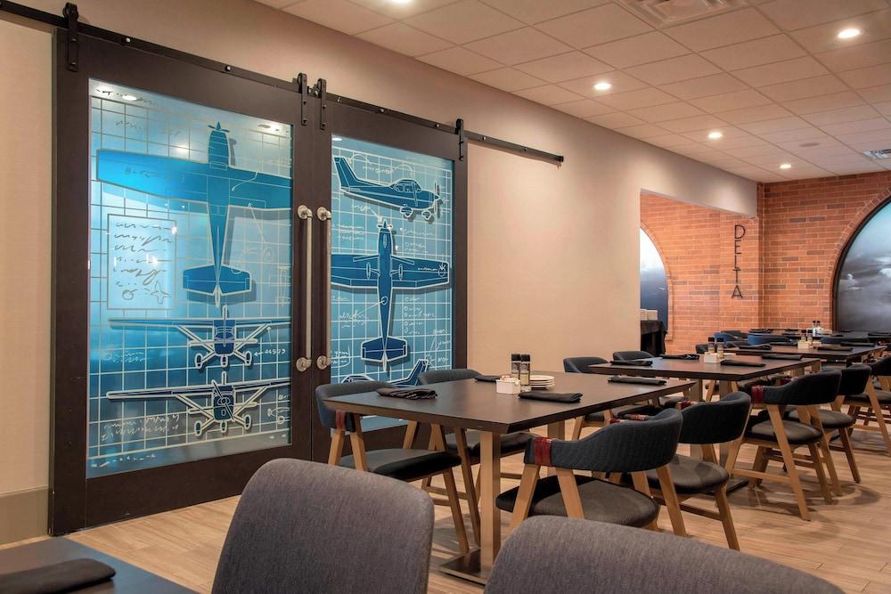 Delta Hotels by Marriott Kalamazoo Conference Center photo 35